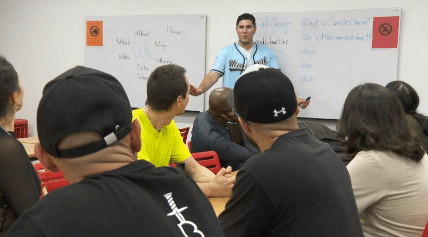 Clubes de inglés en las bibliotecas del barrio Boston