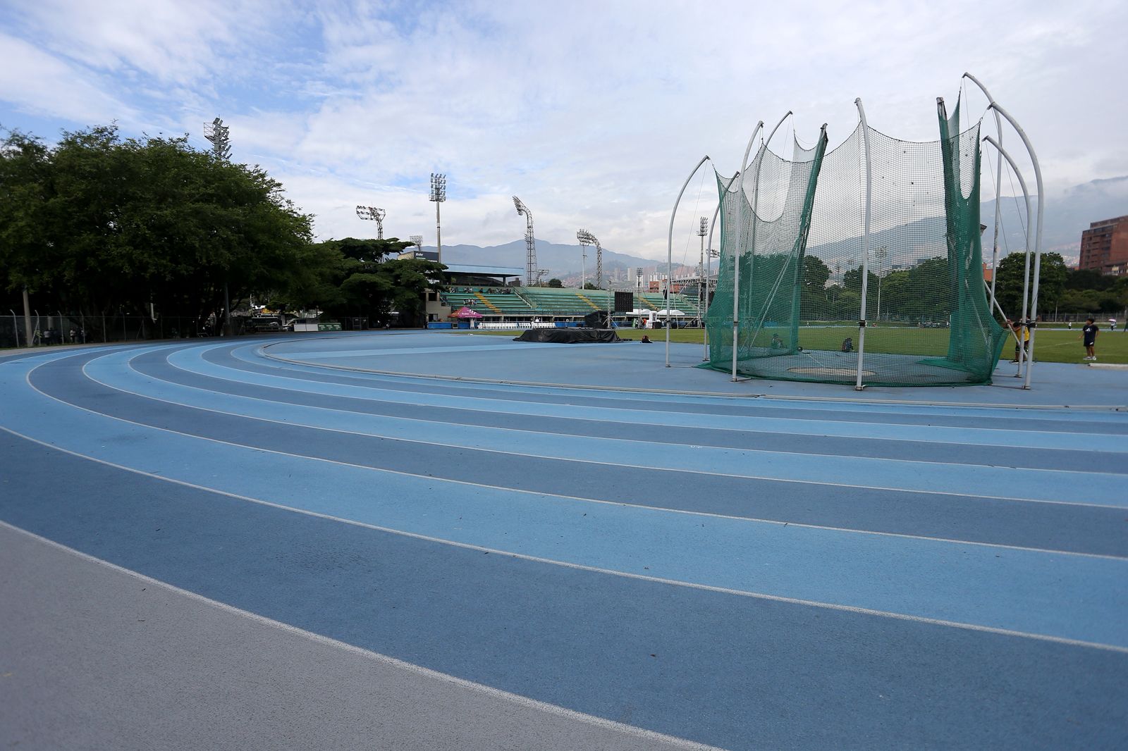 Pista de atletismo de la Unidad Deportiva Atanasio Girardot será remodelada