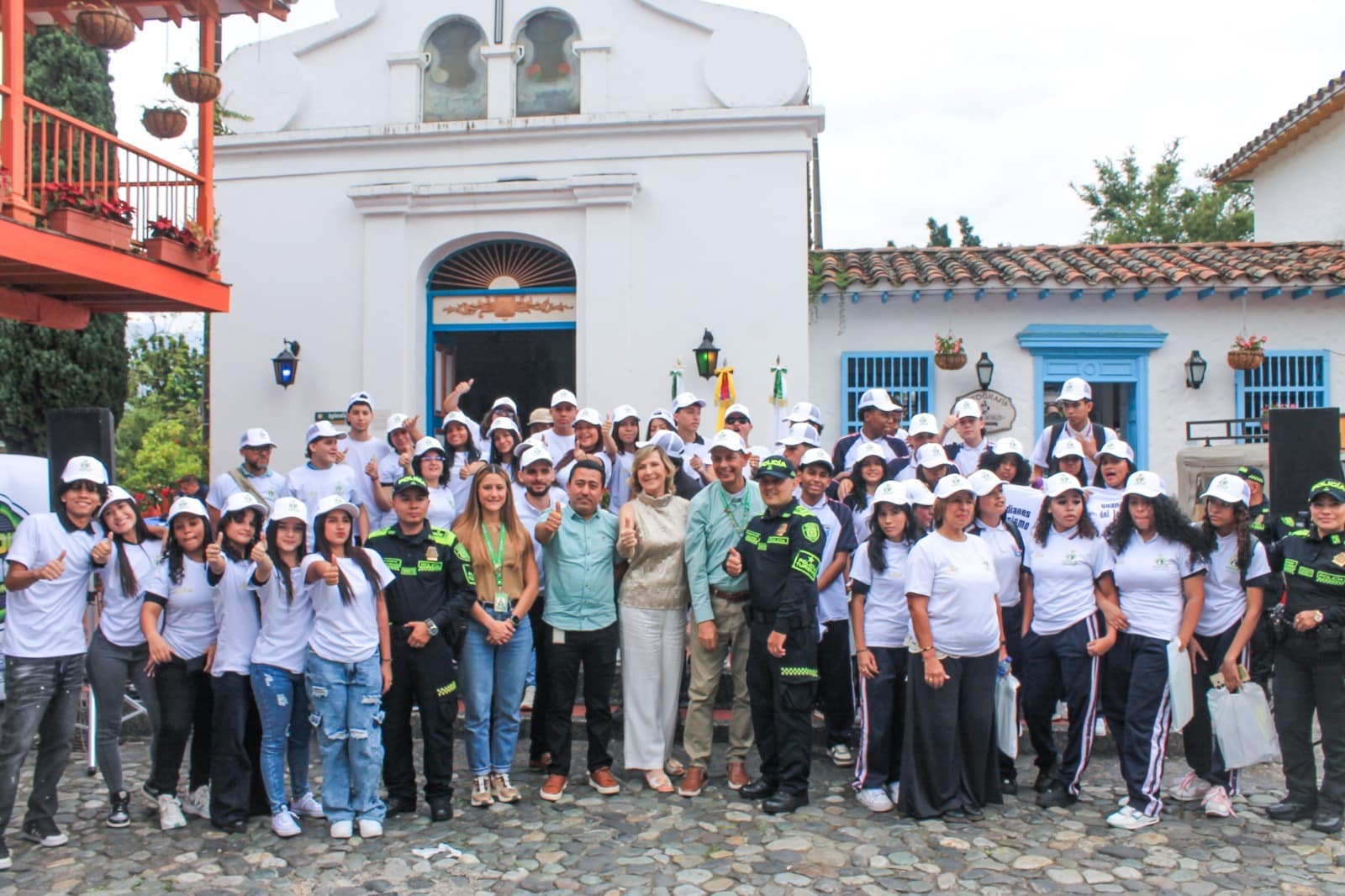 Pueblito Paisa recibió 53 guardianes del turismo para cuidar el patrimonio del lugar