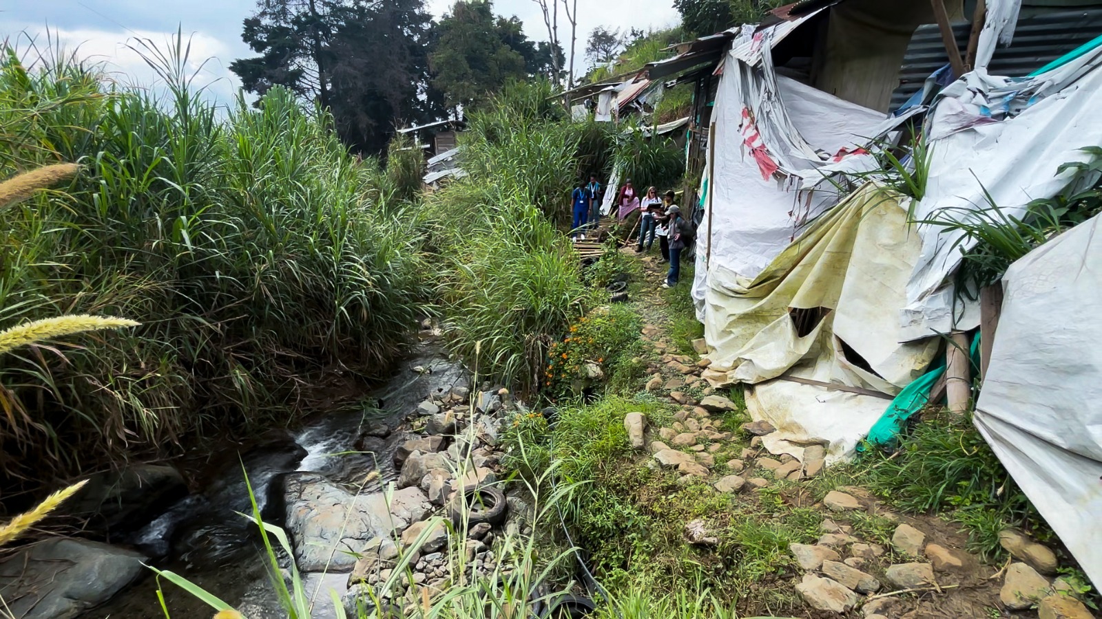Quebrada en San Cristóbal es zona de alto riesgo en temporada de lluvias
