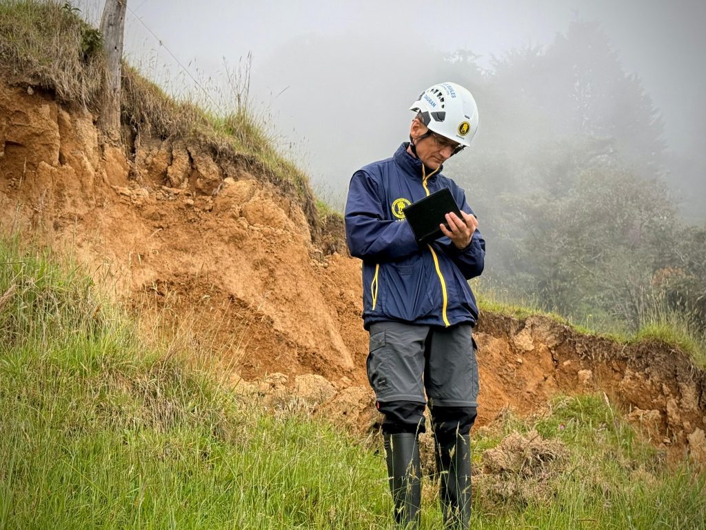 Alerta en municipios de Antioquia por deslizamientos y inundaciones