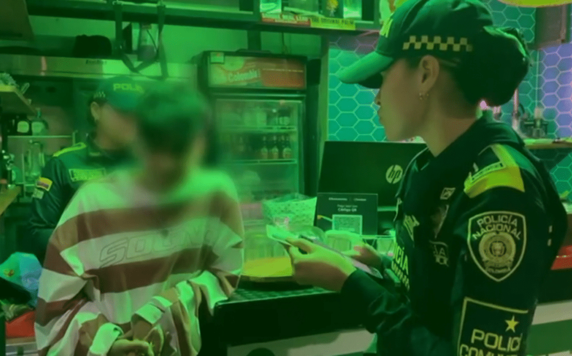 Capturan a docente tras pillarle 4.000 dosis de estupefacientes en local comercial que administraba