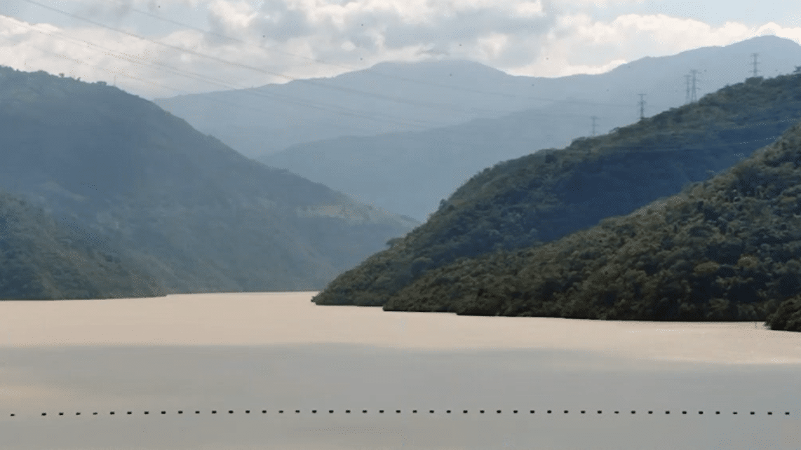 Generadoras de energía deberán entregar el 2 % de sus ventas: Acolgen se pronuncia