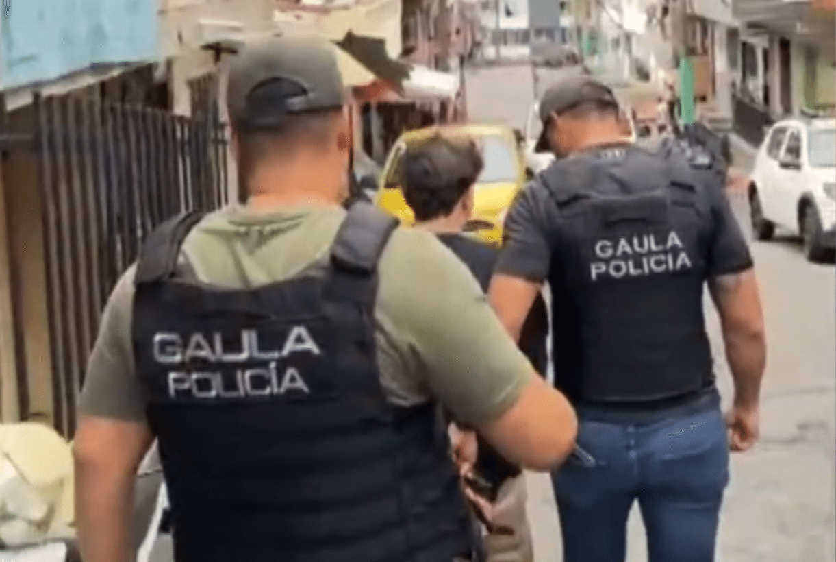 Para obligarla a abortar, hombre secuestró a su expareja en Medellín