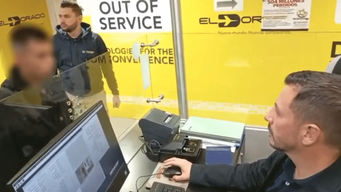 Han inadmitido 7 extranjeros que llegarían a Medellín por otros aeropuertos del país 