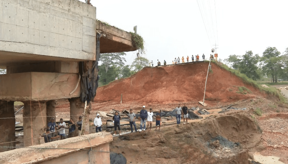 Tragedia en Necoclí: murió joven de 16 años que cayó en su moto del puente Mulatos