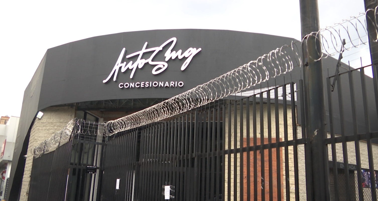 Alcaldía de Medellín acompaña a más de 200 afectados por presunta estafa en compraventa de vehículos