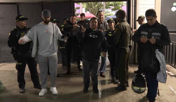 Masiva asistencia en la jornada electoral del estadio Atanasio Girardot