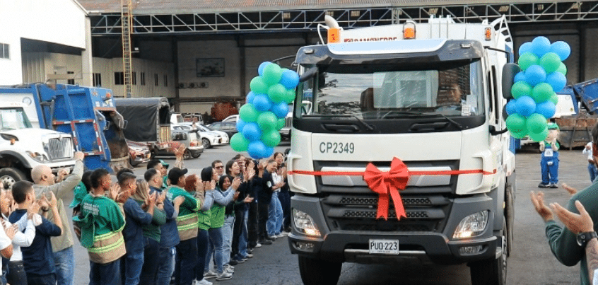Bello y La Estrella mejoran su flota de vehículos recolectores de residuos