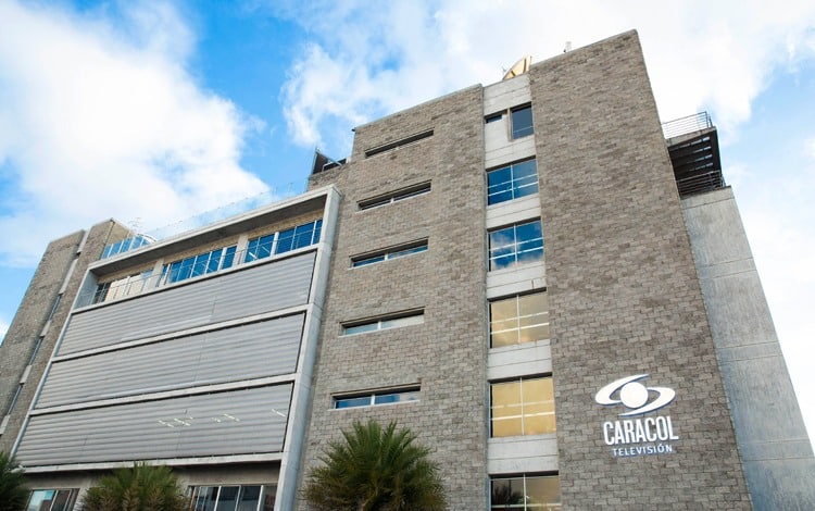 Caracol anunció la terminación del contrato de presentadores por casos de presunto acoso sexual