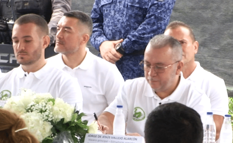 Prontuario criminal de excabecillas de La Oficina con órdenes de captura suspendidas