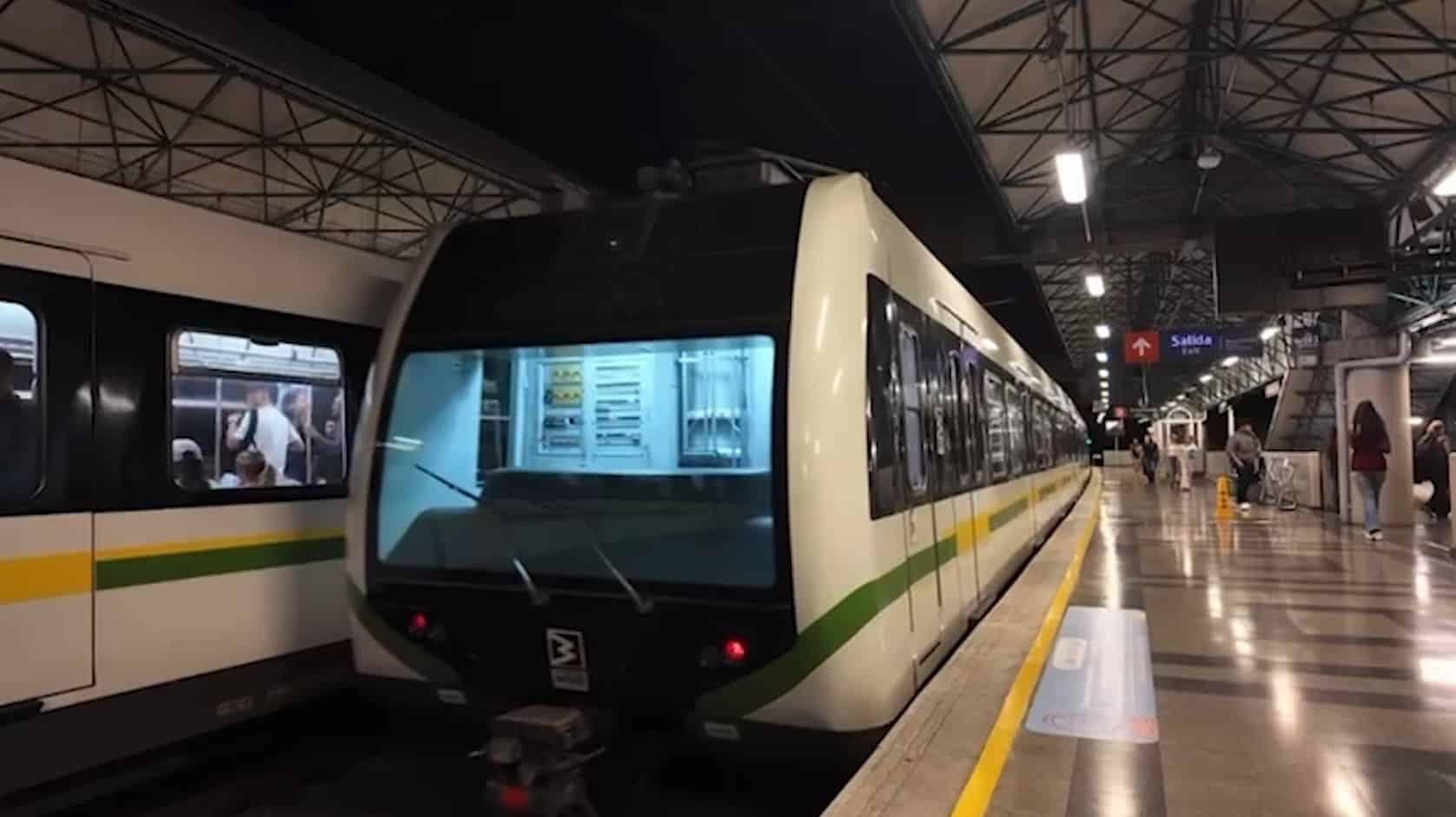 ¿Ha conocido a alguien en el Metro? El 56 % de usuarios del sistema son solteros