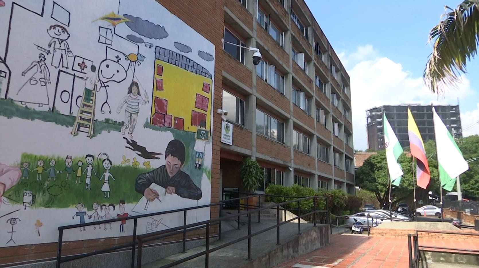 ICBF verifica derechos de niña de 12 años que dio a luz a bebé de 28 semanas en Medellín