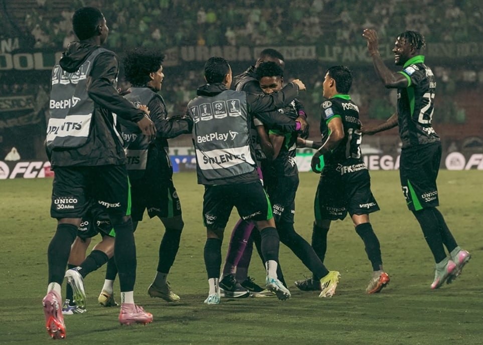 Jugador de Atlético Nacional es apartado tras denuncia en Fiscalía por presunto acceso carnal