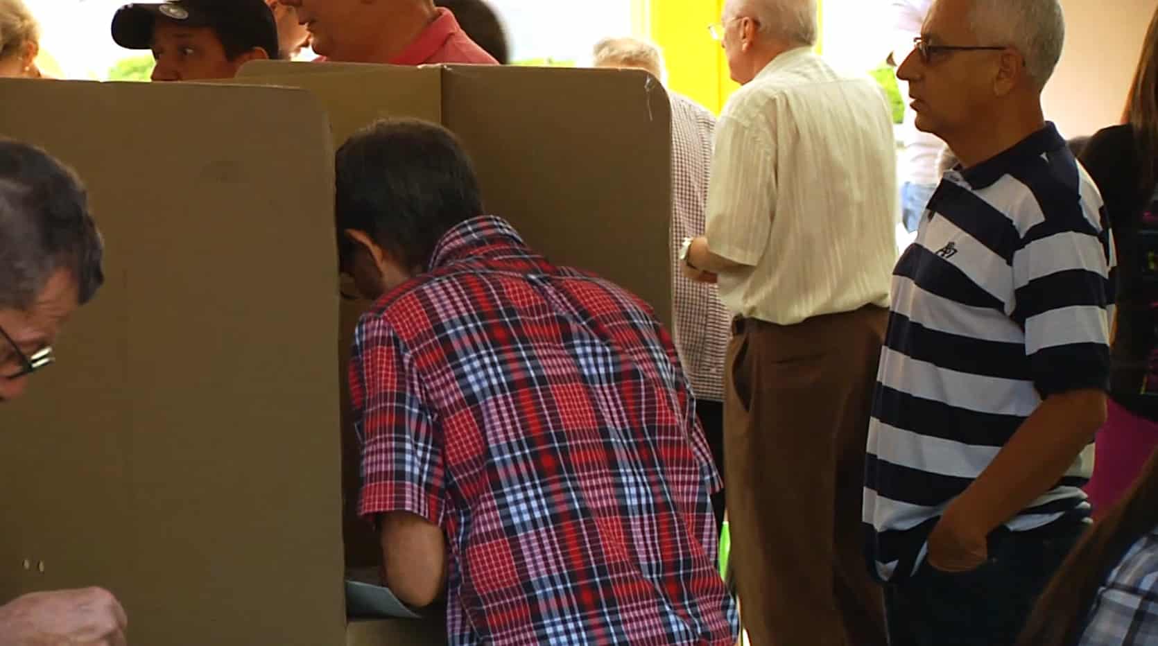 Los indecisos: parte importante del electorado decide a última hora por quién votar