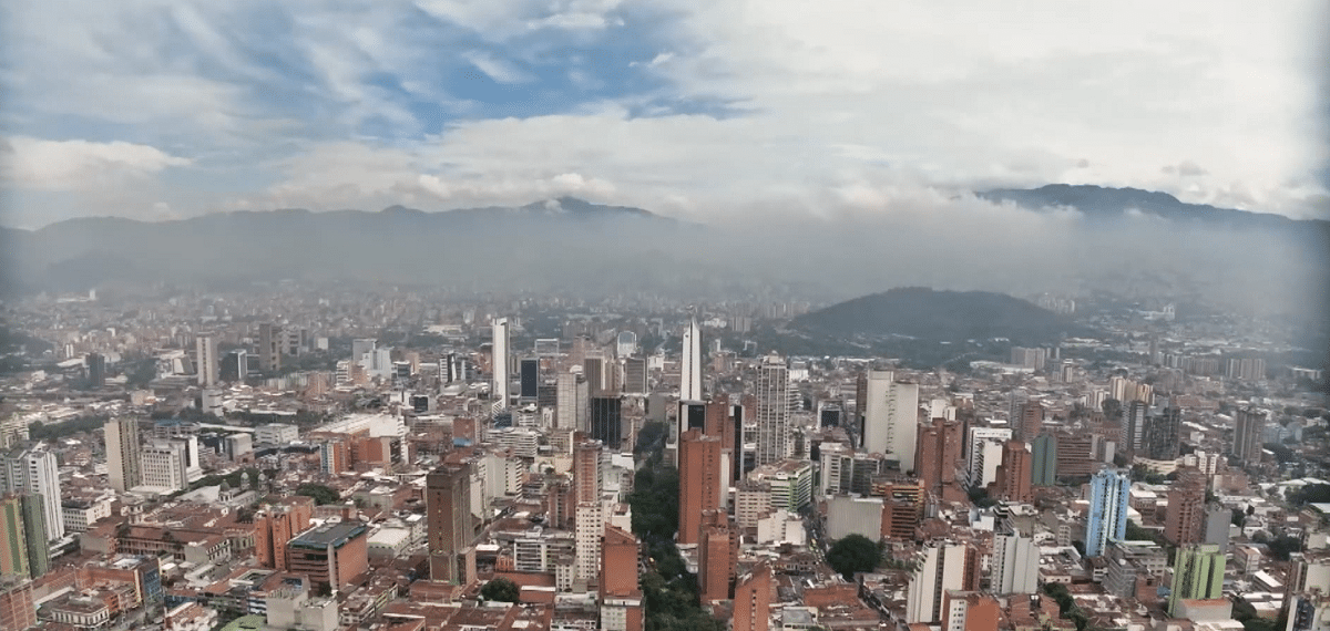 Rechazo en el país a los señalamientos de Iván Cepeda sobre Antioquia