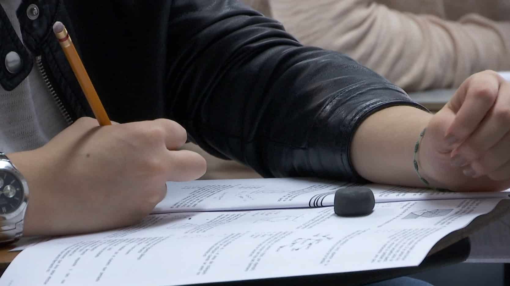 Más de 110 mil personas se preparan para las pruebas Saber 11 en Antioquia