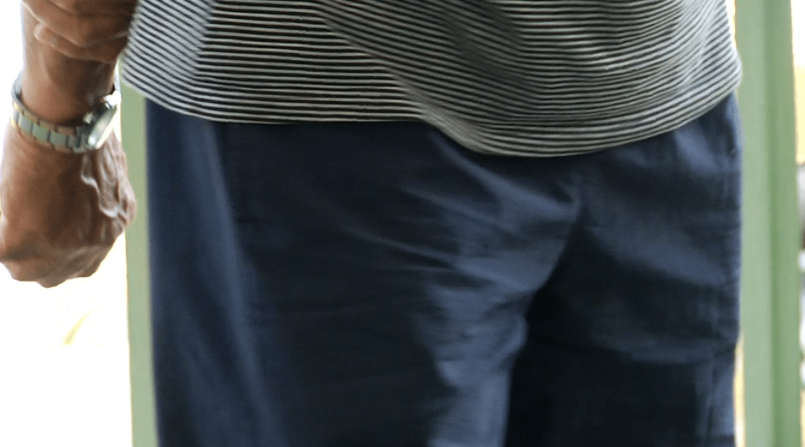 Fallece adulto mayor en Bello mientras espera subsidio estatal