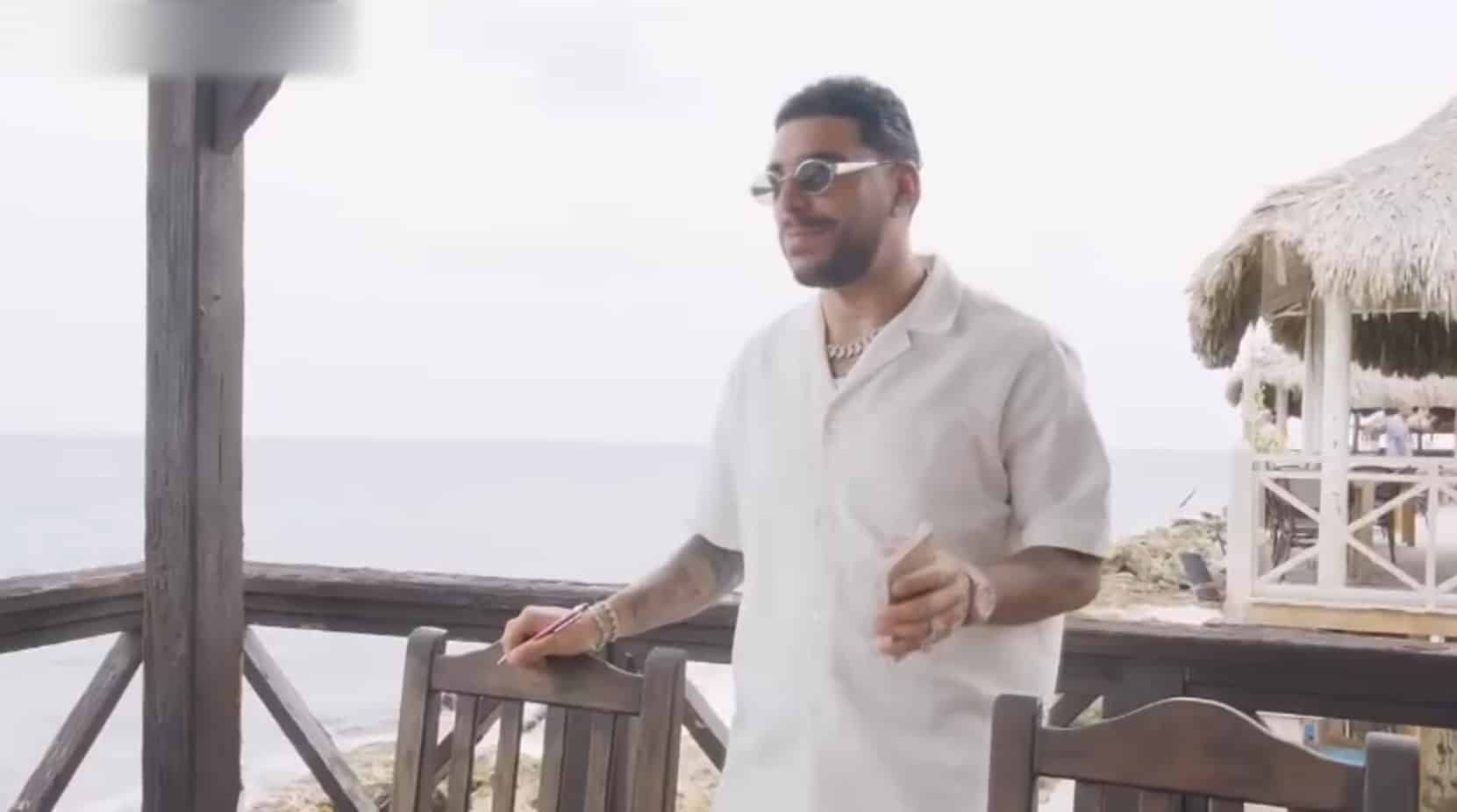 Antes de ser el 'Cantante del Ghetto', Ryan Castro trabajó de mesero y conductor en Curazao, esta es su historia