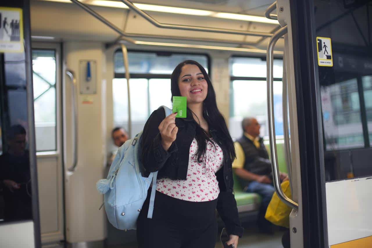 Así puede acceder a uno de los 50.000 cupos para la cívica estudiantil del metro