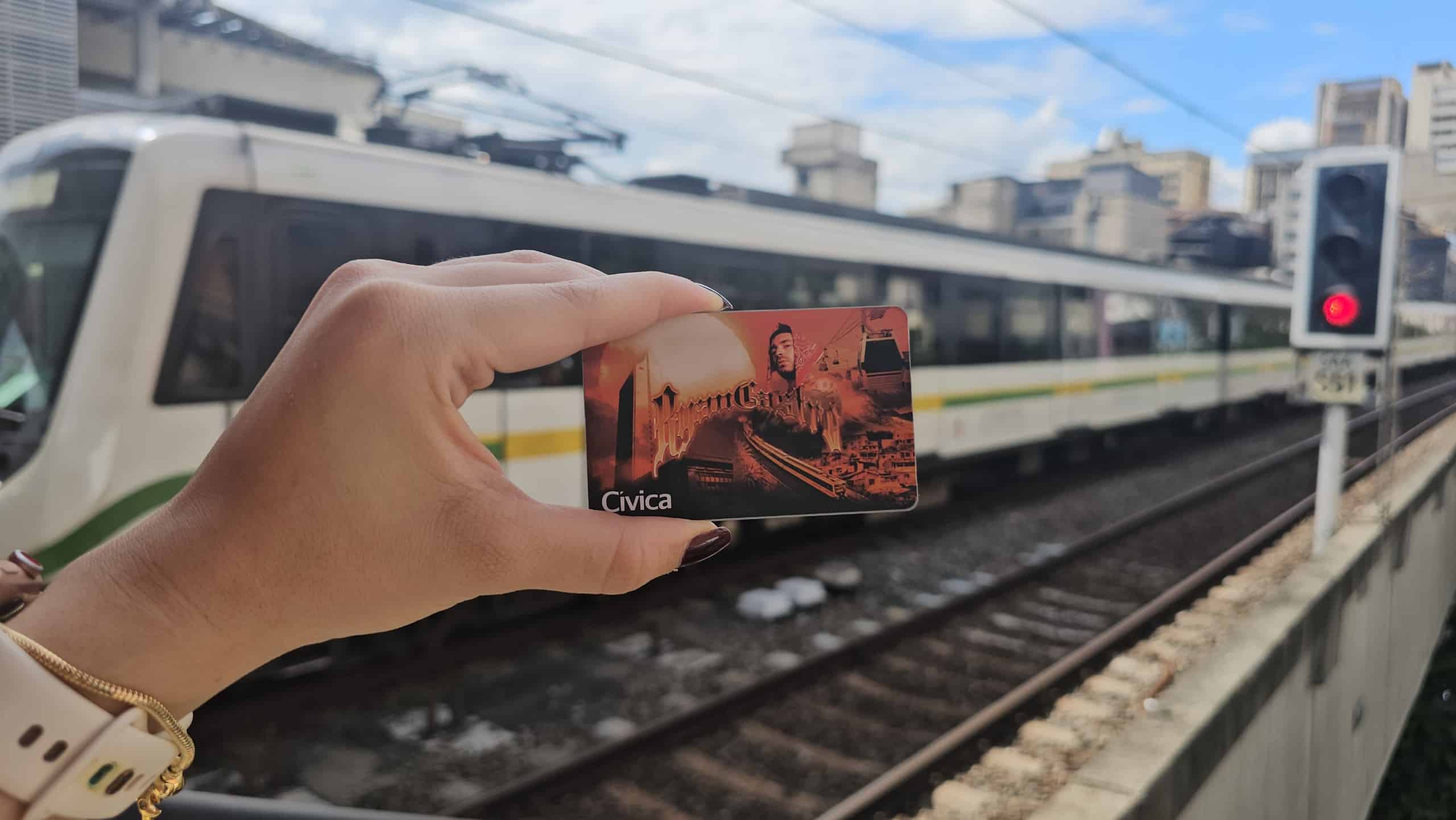 ¿La va a coleccionar? Así puede conseguir la tarjeta Cívica conmemorativa de Ryan Castro