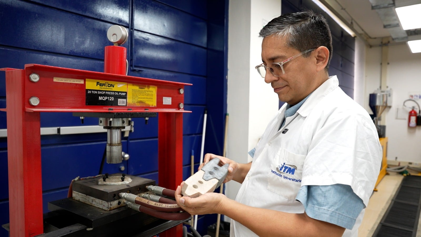 Innovadores ladrillos antisísmicos del ITM que transforman la construcción