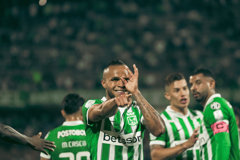 Atlético Nacional se puso al día en la liga colombiana con victoria ante Jaguares