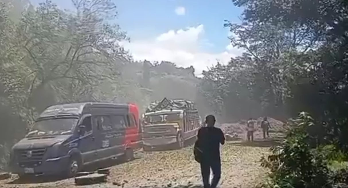 Autoridades señalan a las disidencias de 'Iván Mordisco' por el atentado en la vía Panamericana