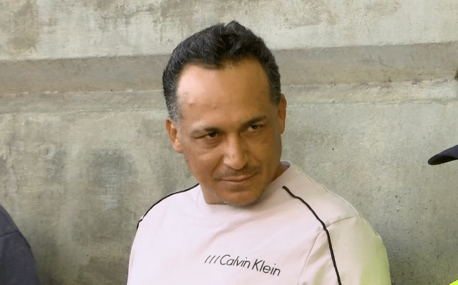 Causa indignación la risa de alias 'Gomelo' judicializado por el crimen de su hijastro