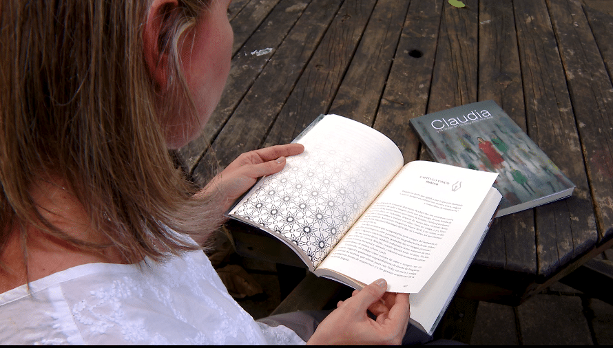 Claudia Cecilia Cárdenas presenta su libro sobre sanación mental