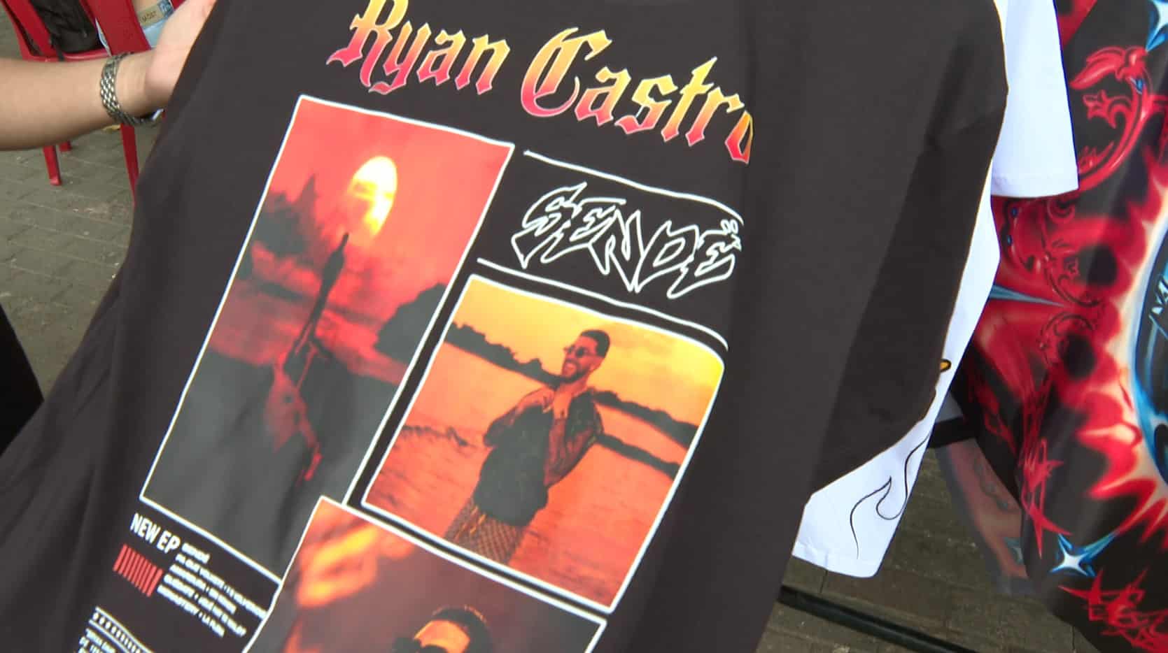 Esta es toda la mercancía de Ryan Castro que se puede comprar a las afueras del Atanasio