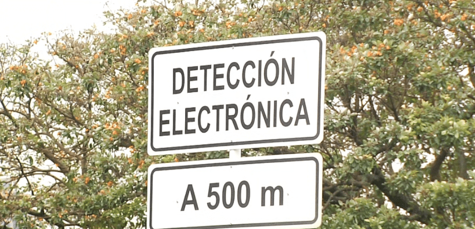 Instalación de cámaras de fotomultas en Envigado