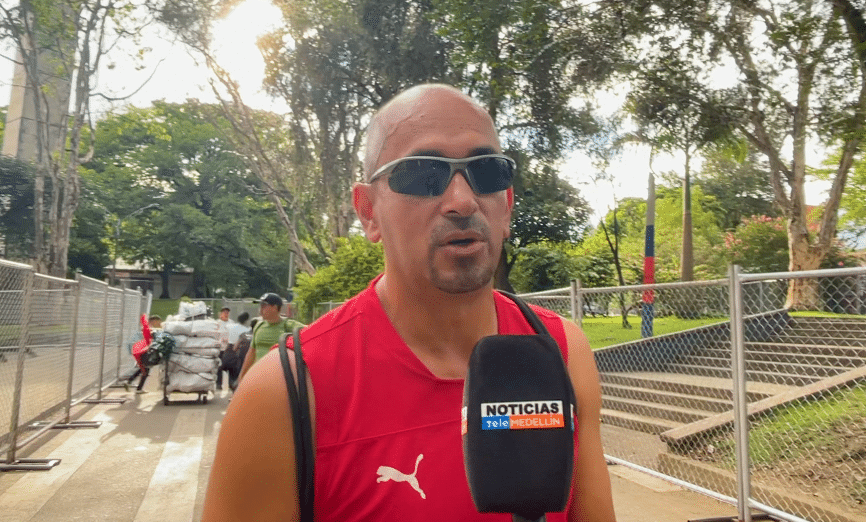 Reacciones de los hinchas del DIM tras la salida de Alejandro Restrepo