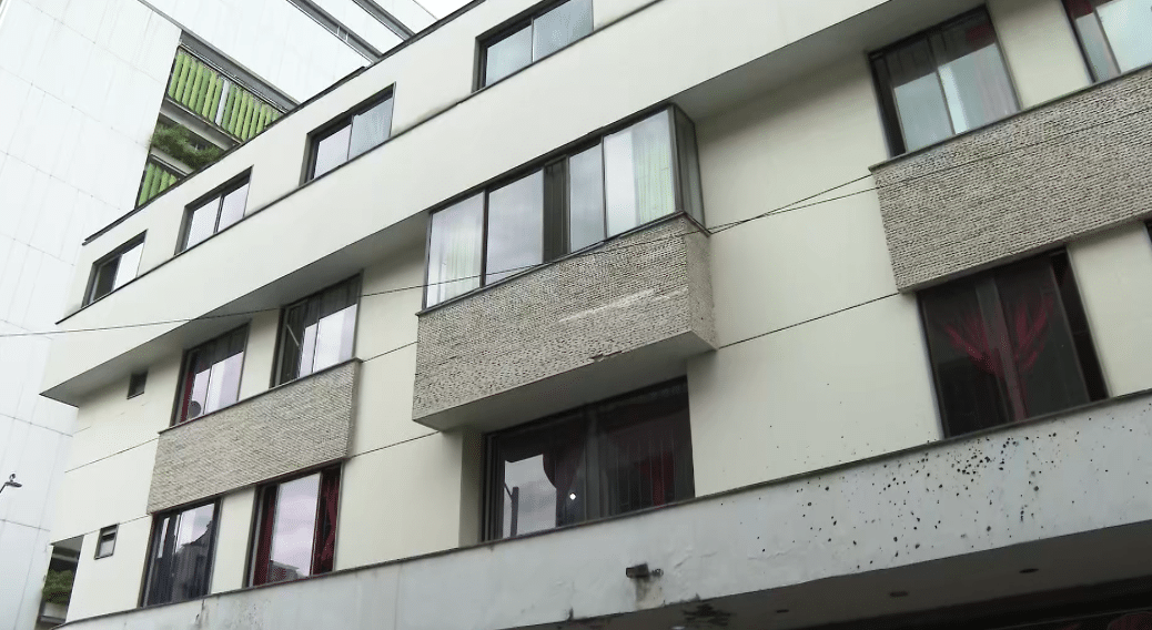 Mujer de 20 años fue encontrada muerta en un hotel del centro de Medellín con signos de tortura