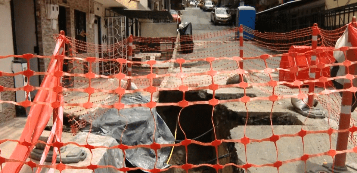 Socavación en el barrio La Esperanza de Castilla causa evacuaciones
