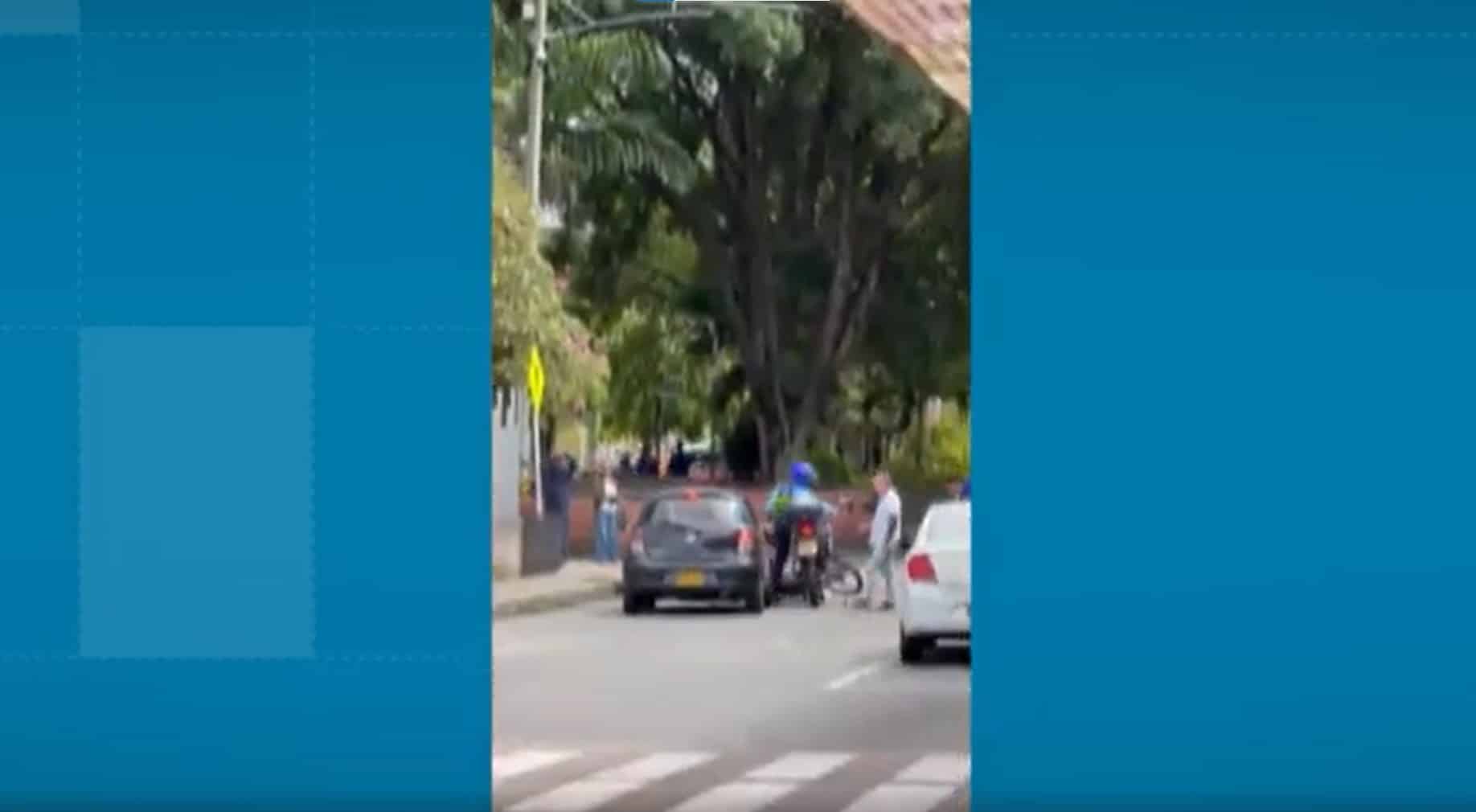 Video registró conductor que arrolló a dos agentes de tránsito en la Terminal del Norte