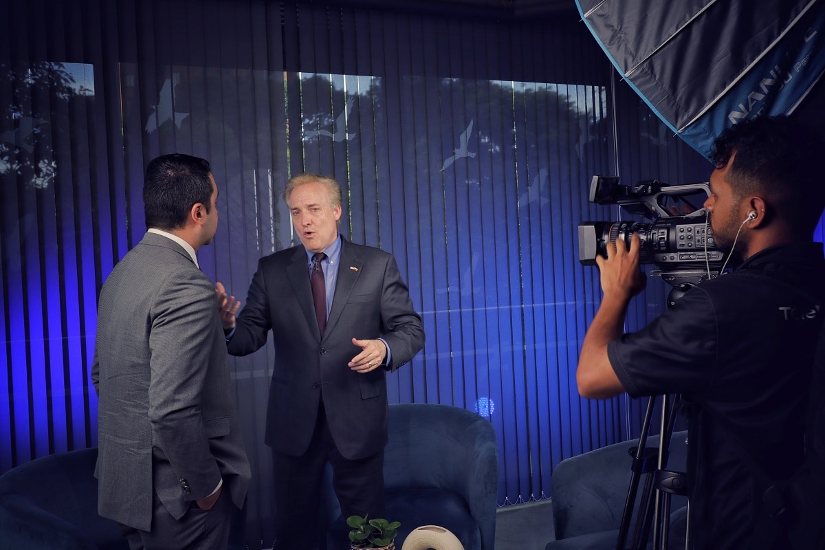 Especiales Telemedellín con Stewart Tuttle, consejero de Diplomacia Pública de la Embajada de EE. UU.