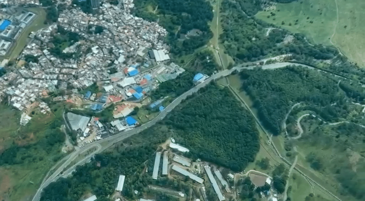 La Fuerza Aeroespacial monitorea la movilidad en Semana Santa