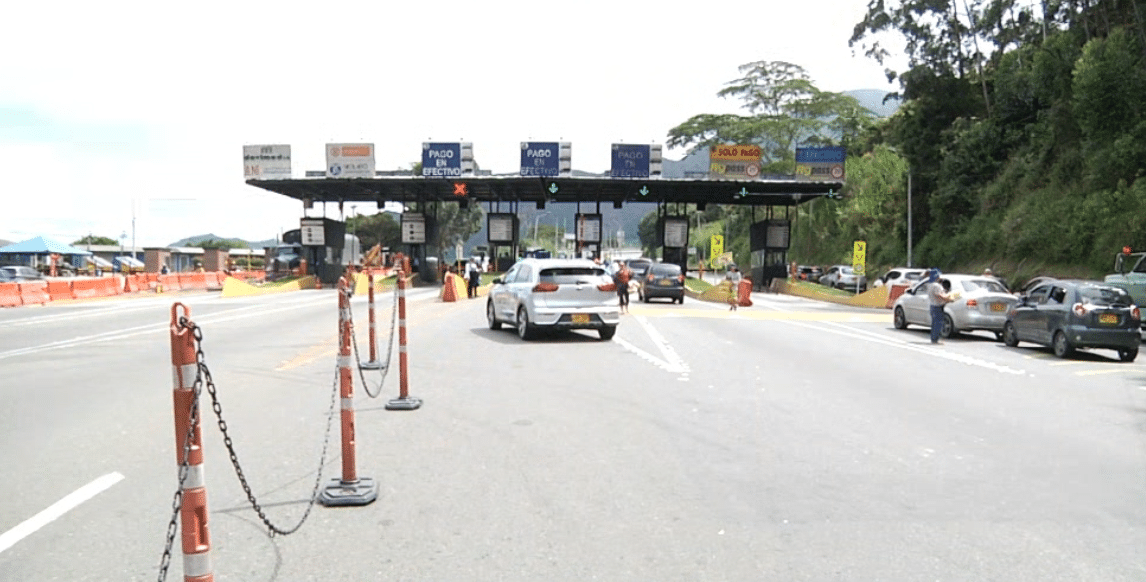 Proyecto de ley busca que los recursos de peajes se queden en las vías donde se recaudan