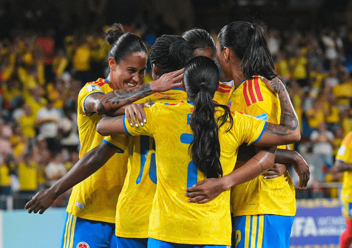 Colombia venció a Chile y suma 13 puntos en la Liga de Naciones