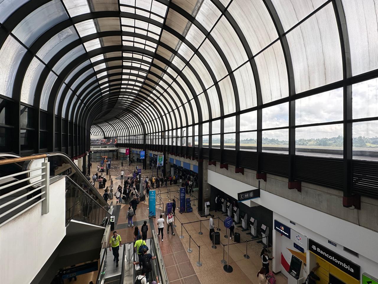Ampliarán capacidad del aeropuerto José María Córdova para mejorar servicios