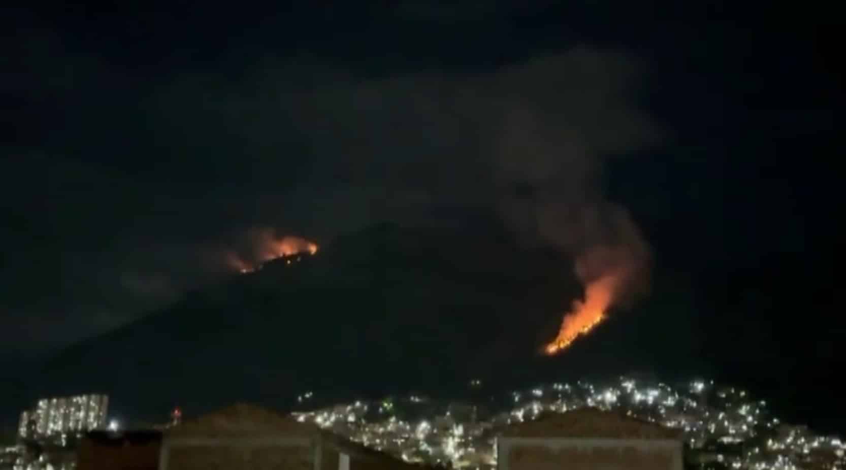 Autoridades sugieren que incendios en Cerro Quitasol habrían sido causados por intervención humana