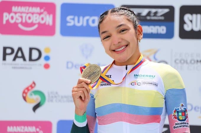 Ciclista colombiana impone nuevo récord mundial en Panamericano Junior de pista