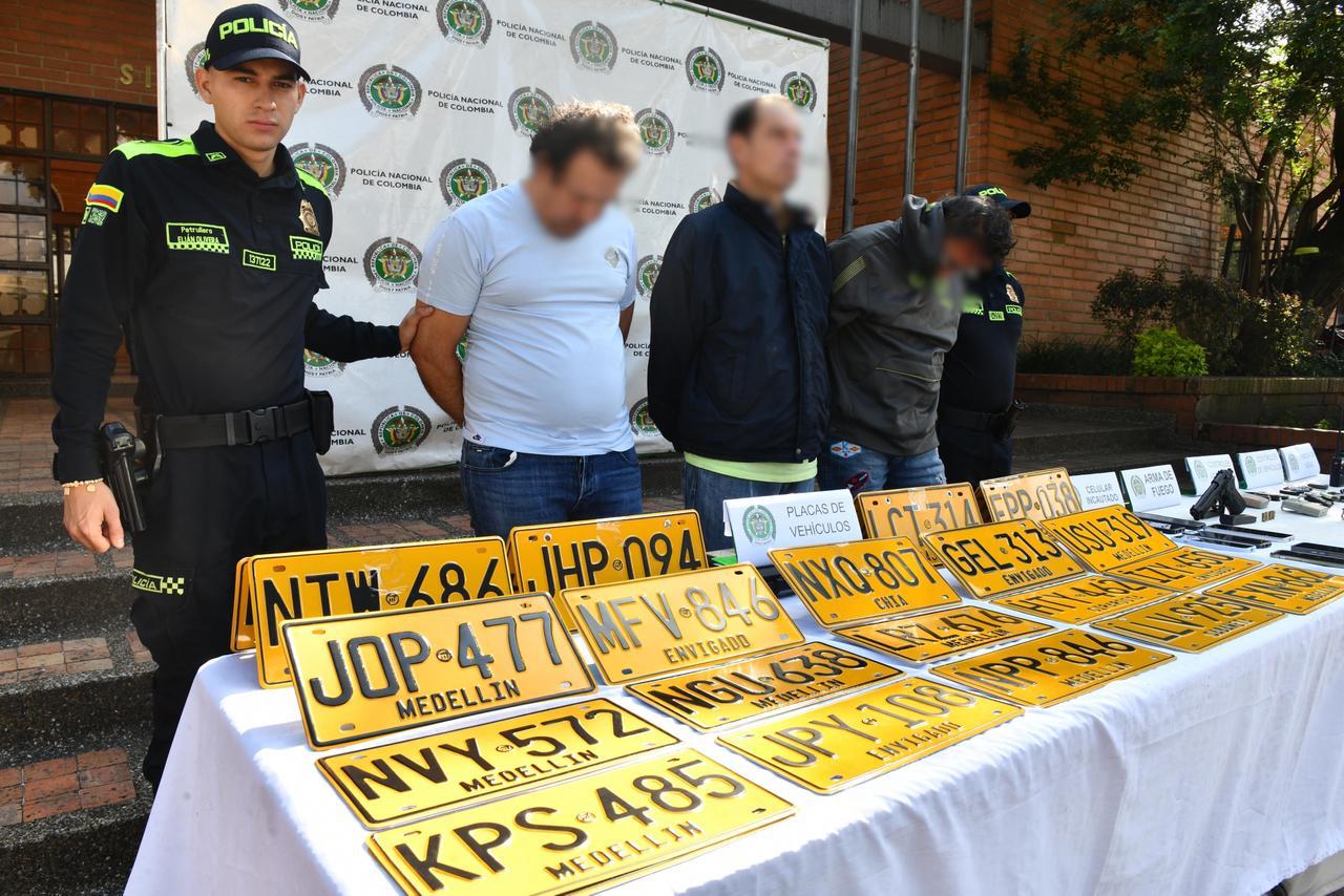 Desmantelan grupo de ladrones dedicados al robo de vehículos de alta gama en Medellín