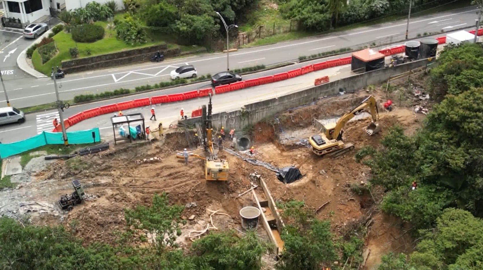 Obras de estabilización en la vía Las Palmas de Medellín