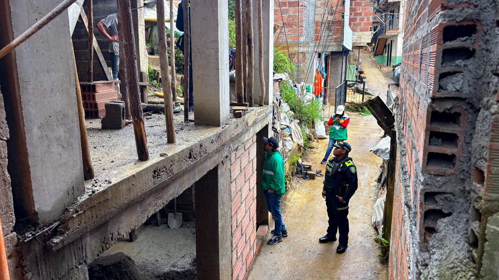 Construcción y loteo ilegal en Medellín y Bello: un problema creciente