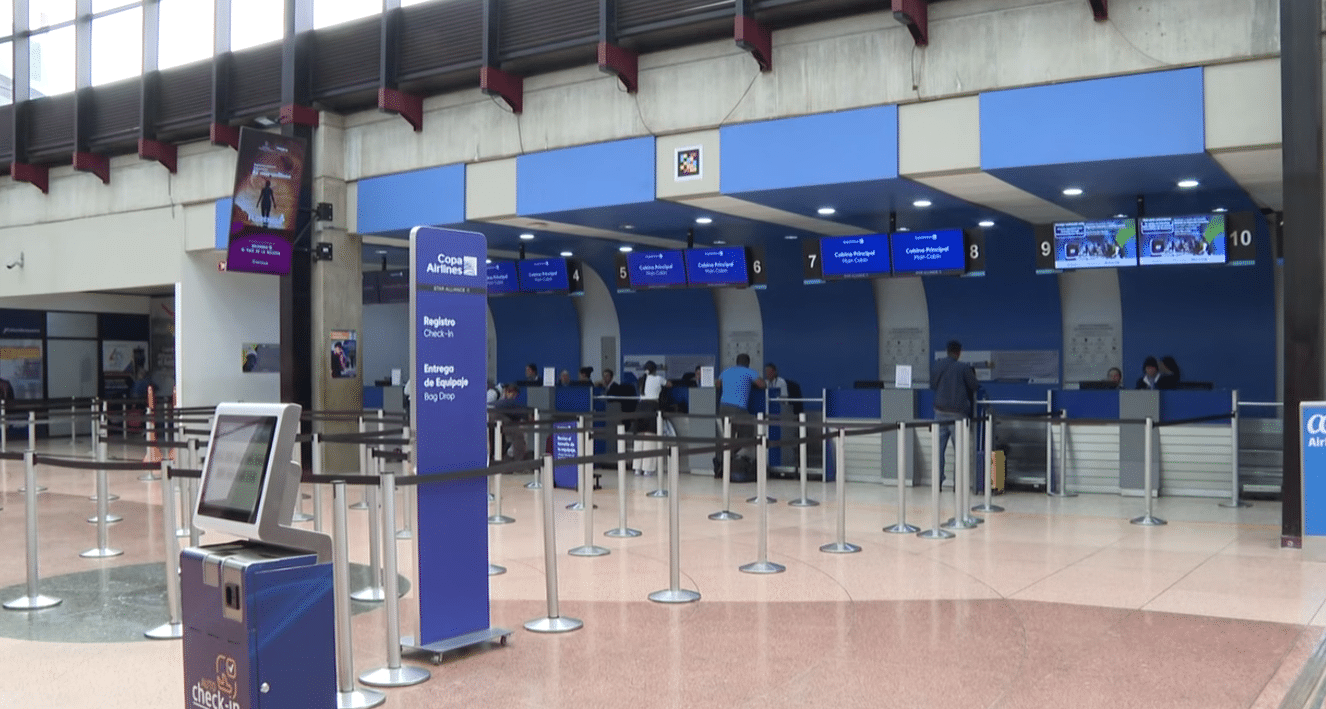 Así se vieron afectados viajeros en Medellín por cancelación de vuelos de Spirit Airlines