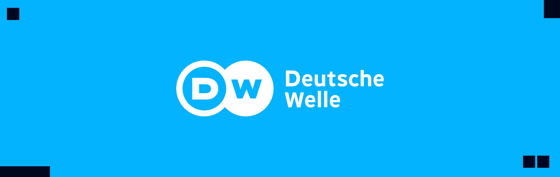 Banner con el logo de DW (Deutsche Welle) en el centro