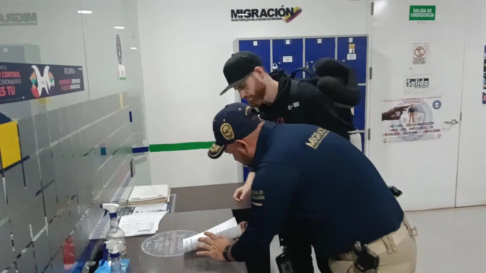 Inadmiten a ciudadano estadounidense en el Aeropuerto Internacional El Dorado