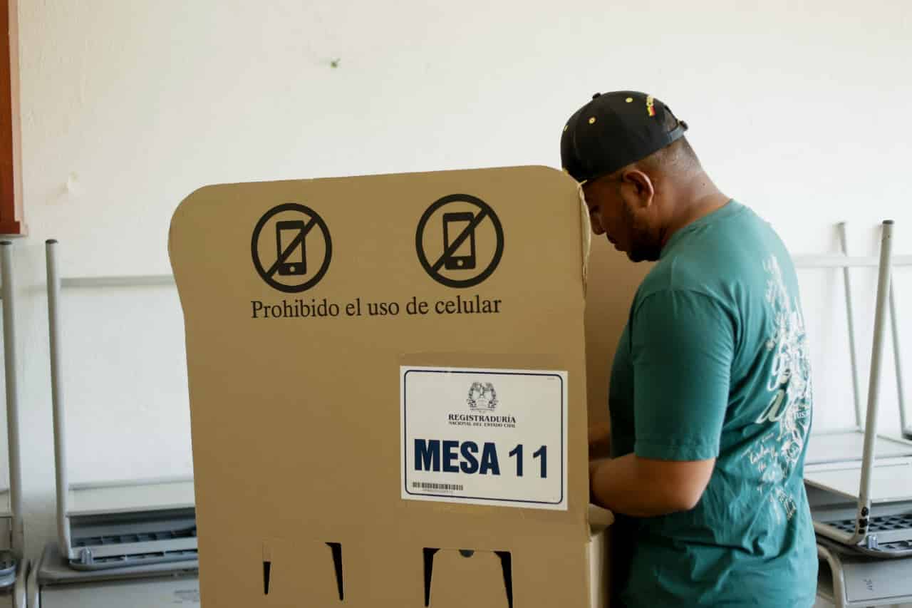 ¿Qué debe pasar para que no haya segunda vuelta en Colombia?